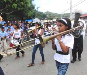 Suscribete a Akerunoticias.