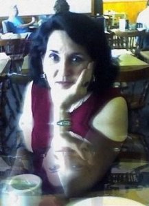 Suscríbete a Akerunoticias