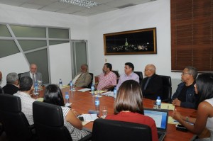 El ministro Pedro Vergés crea Comité organizador FIL 2017